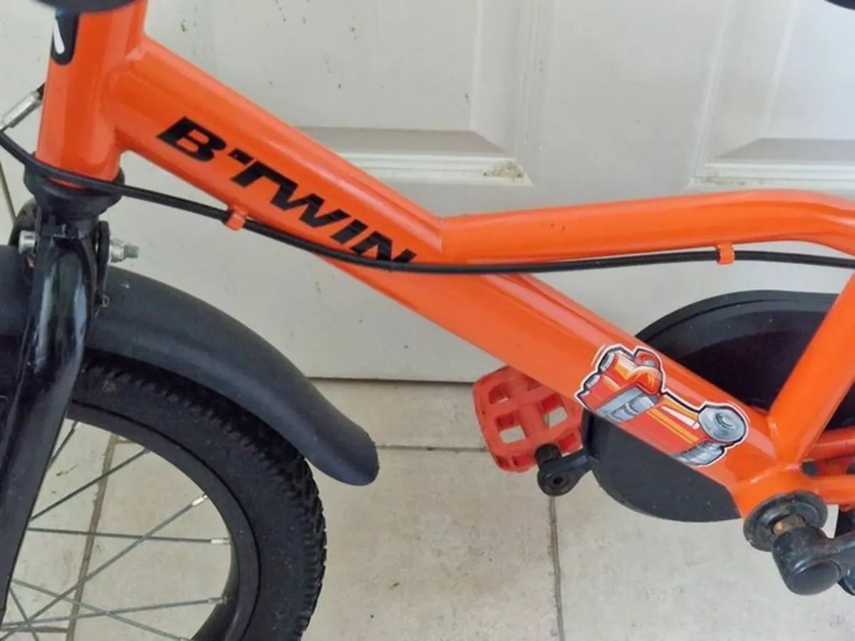 BTWIN Discover Childs Bike, 16 inch, Exc Condition - Image 4