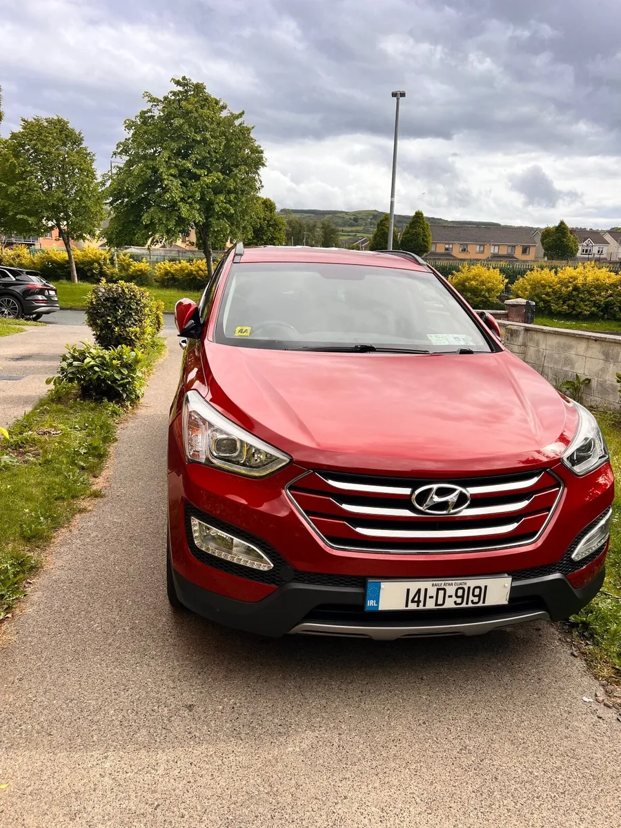 Hyundai Santa Fe 2014 - Image 1