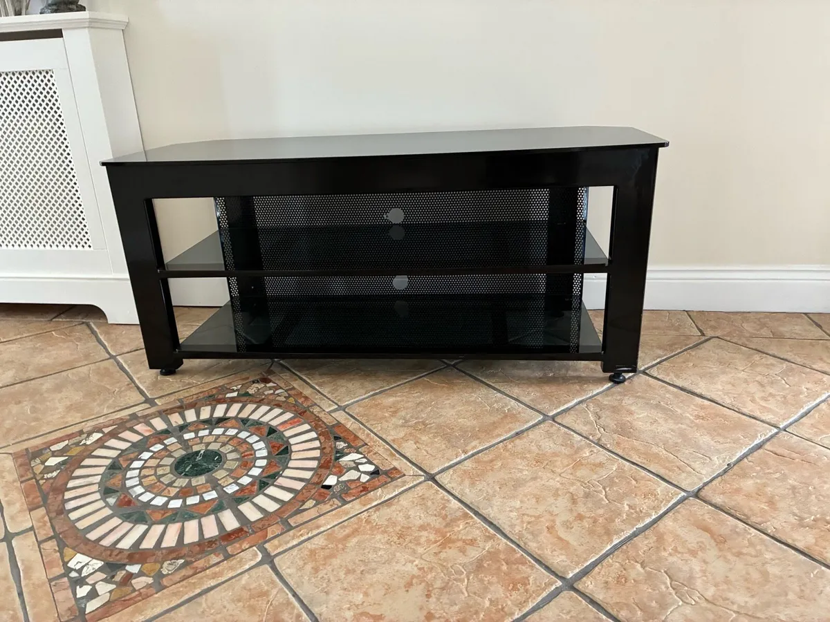 Beautiful modern tv unit - Image 1