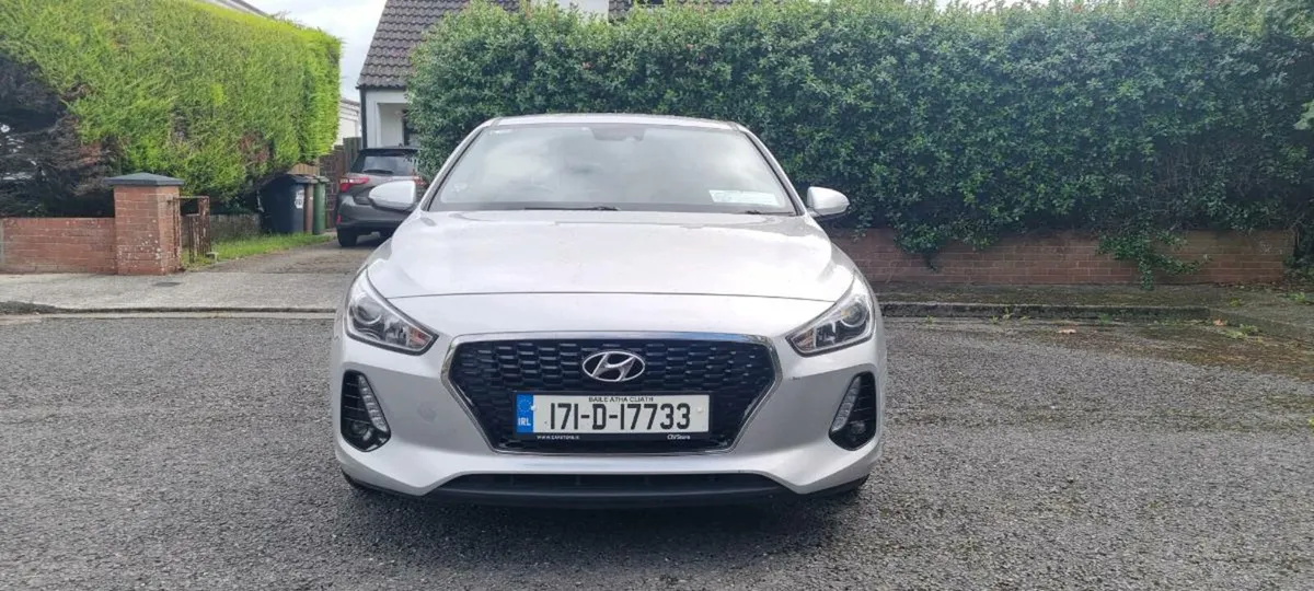 Hyundai i30 deluxe. 1.6L Diesel. - Image 2