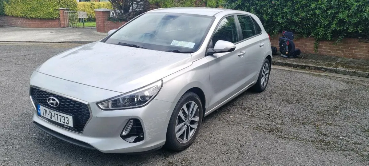Hyundai i30 deluxe. 1.6L Diesel. - Image 3