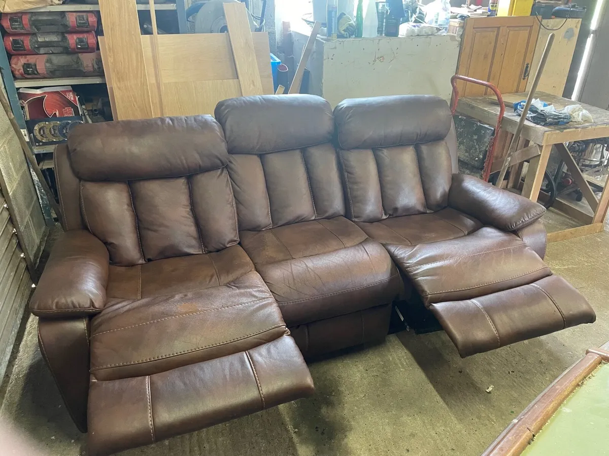 3 seater sofa - Image 2