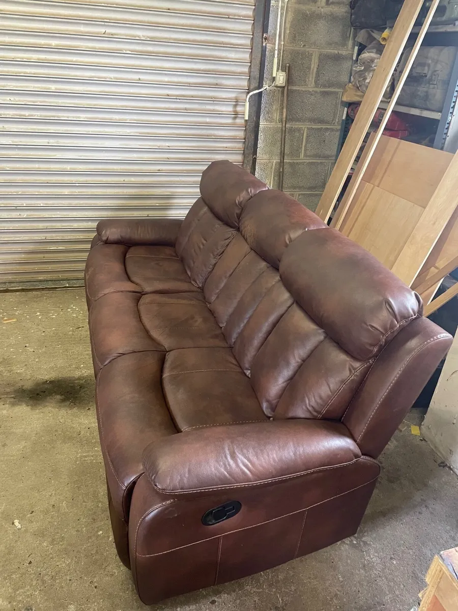 3 seater sofa - Image 3