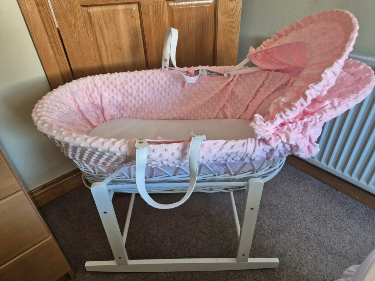 Moses basket with white rocking stand - Image 1