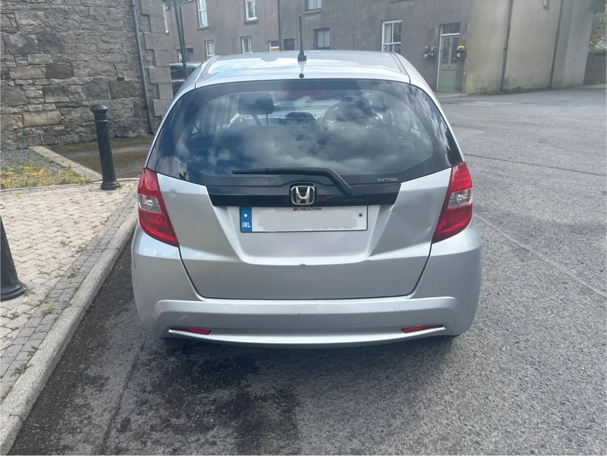 Honda Jazz 2011 - Image 4