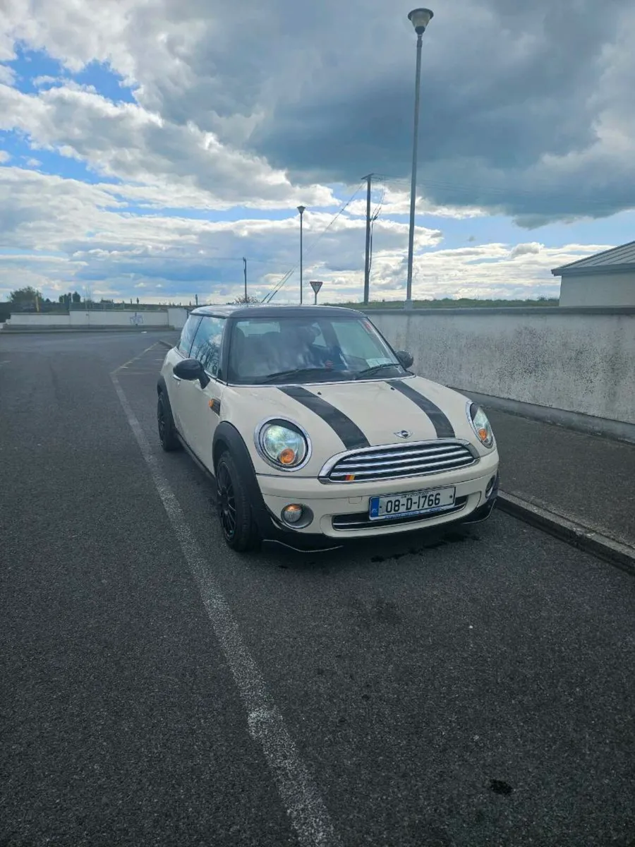 Mini cooper r56 sunroof black edition - Image 1