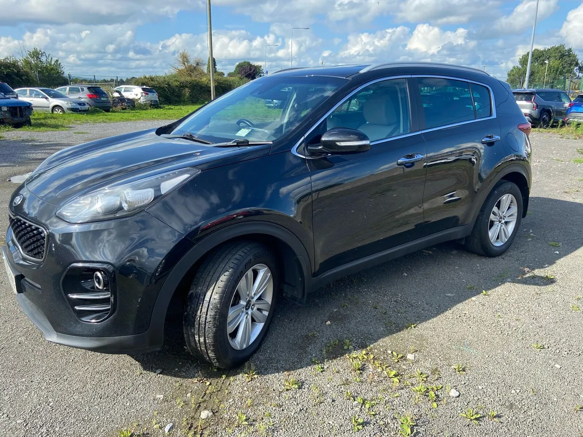 Mint 2017 Sportage full leather - Image 3