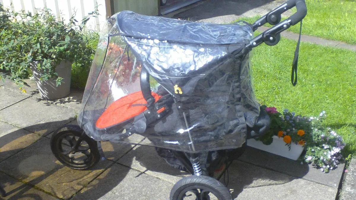 Out N About Single Nipper Buggy - Image 1