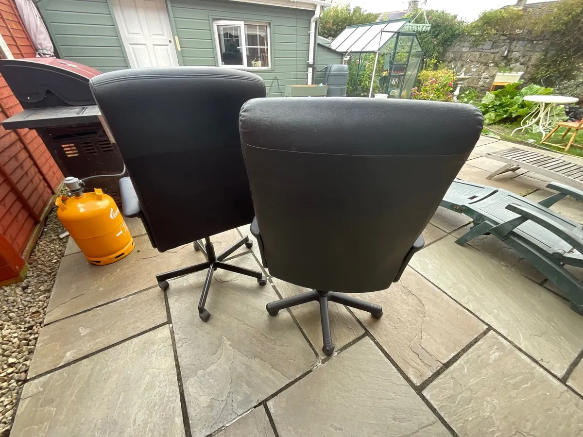 OfficeChairs - Image 2