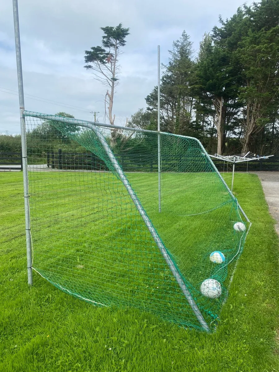 Football goalpost - Image 2