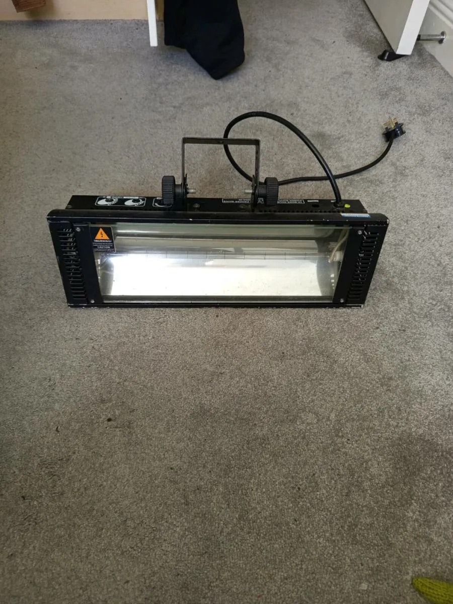 FL 1800 GOLDEN STROBE - Image 1