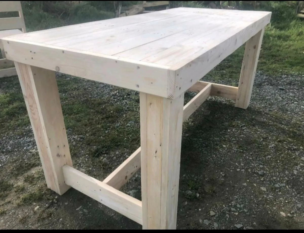 Handmade rustic table - Image 1