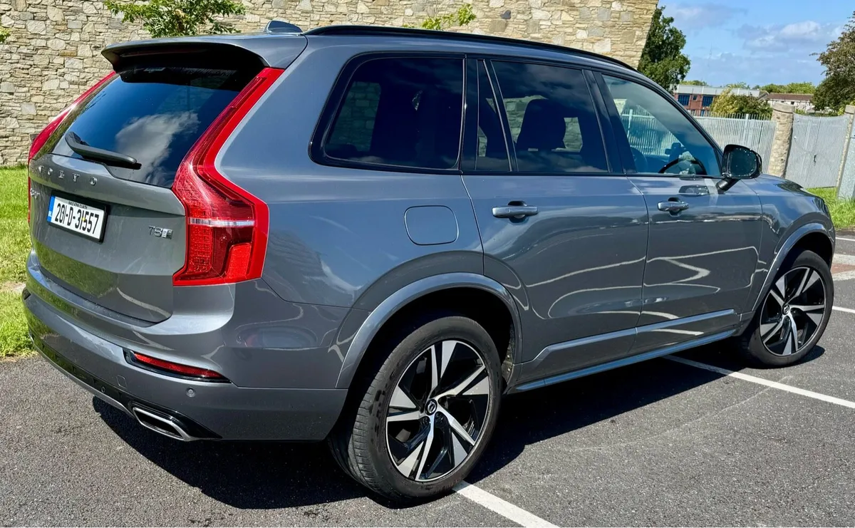 2020 Volvo XC90 T8 R-Design Ono/trade welcome - Image 4