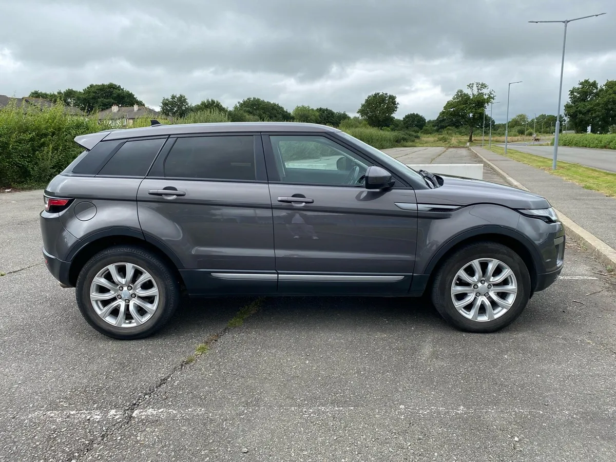 Range Rover Evoque - Image 3