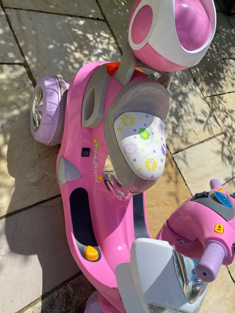 Kids battery powered bike - Image 1