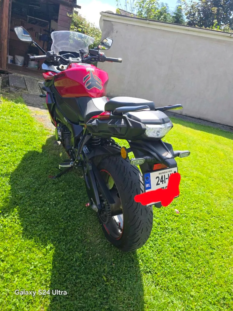 Motobike - Image 1