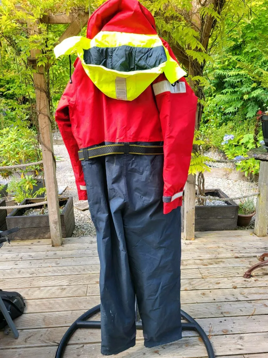 Mullion Aquafloat Superior 50 Floatation Suit - Image 4