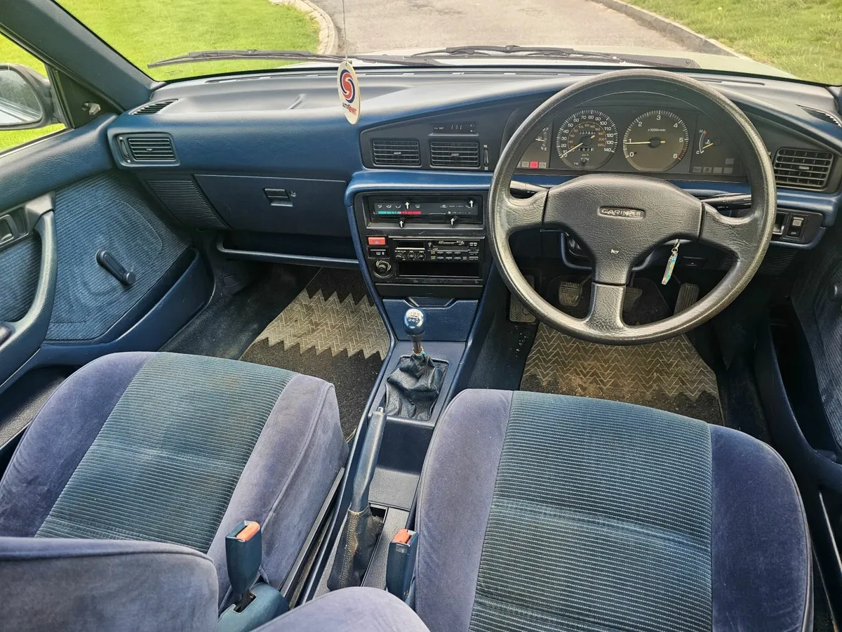 Toyota Carina 1989 diesel - Image 3