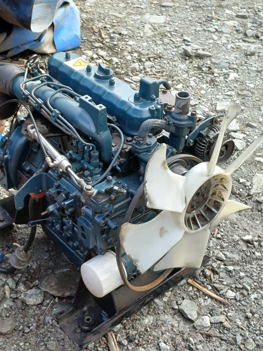 KUBOTA 4 cylinder V2203(VIDEO AVAILABLE) - Image 1