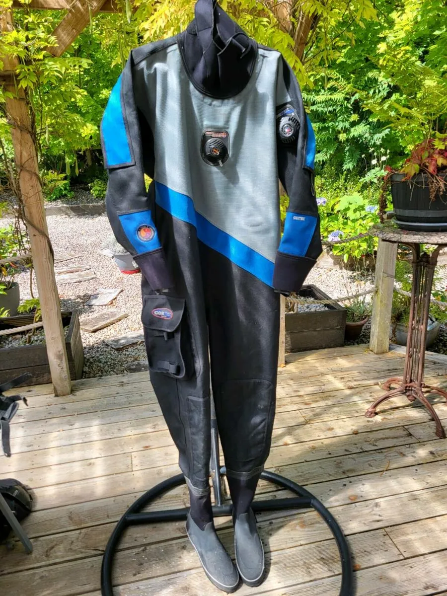 Northern Diver Cortex Drysuit XL - Image 1