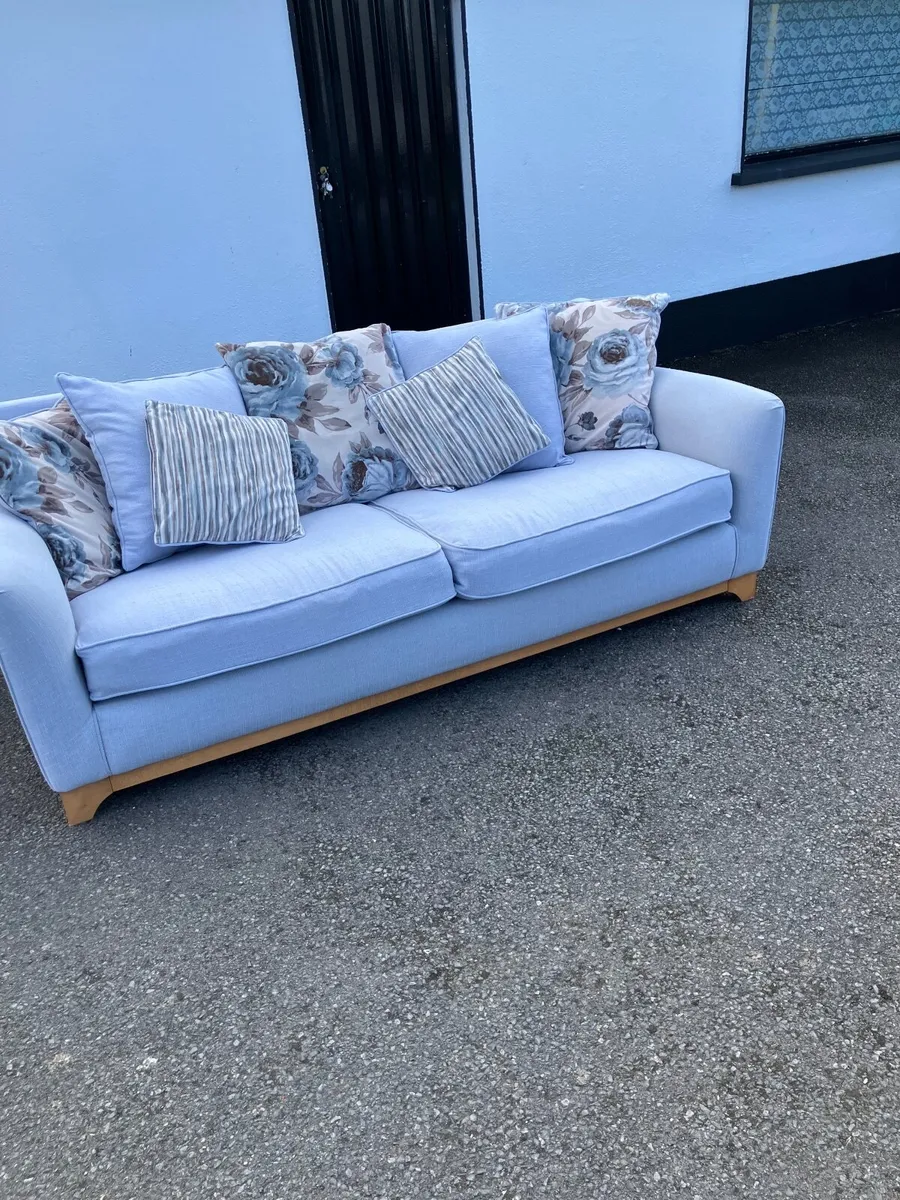 3 seater couch and pouffe - Image 4