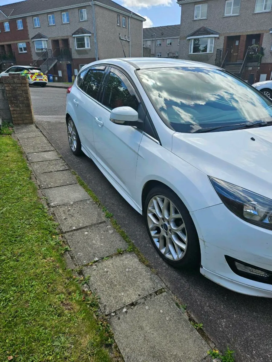Car - Image 2