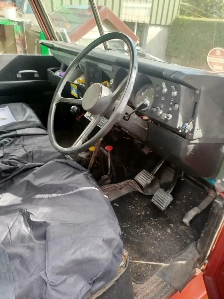 1982 Land Rover Defender - Image 4