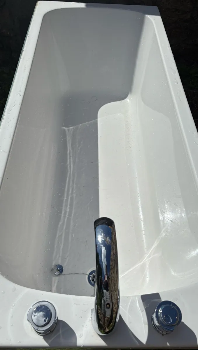 Bath - Image 2