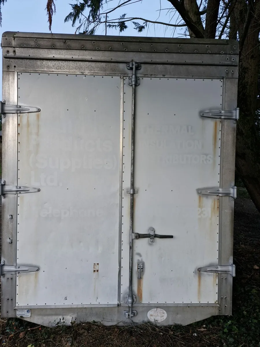 Storage Container (Unit), Troughs, Vacuum Pump. - Image 3