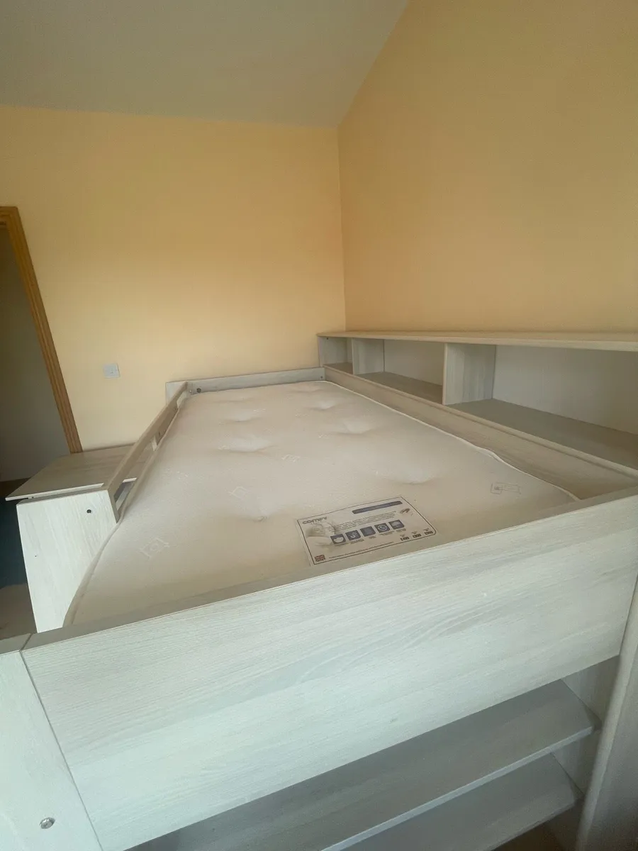 Mid sleeper bed - Image 2