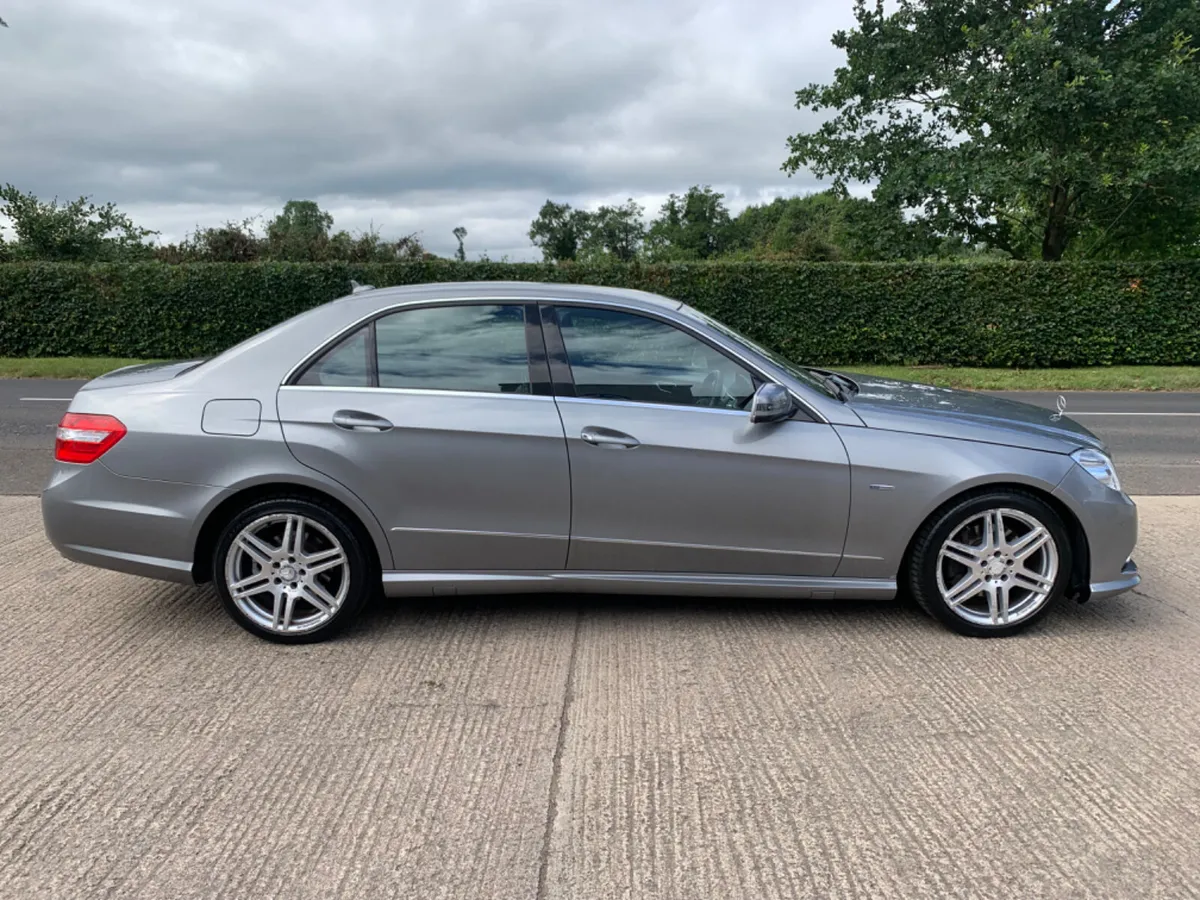 2009 MERCEDES E350 CDI SPORT AUTO - Image 2