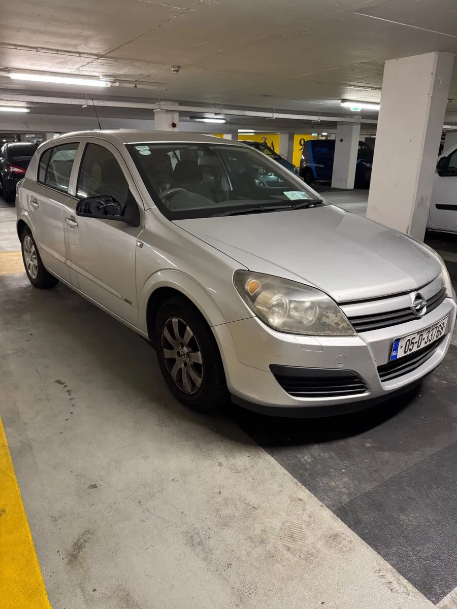 Opel Astra 2005 - Image 1