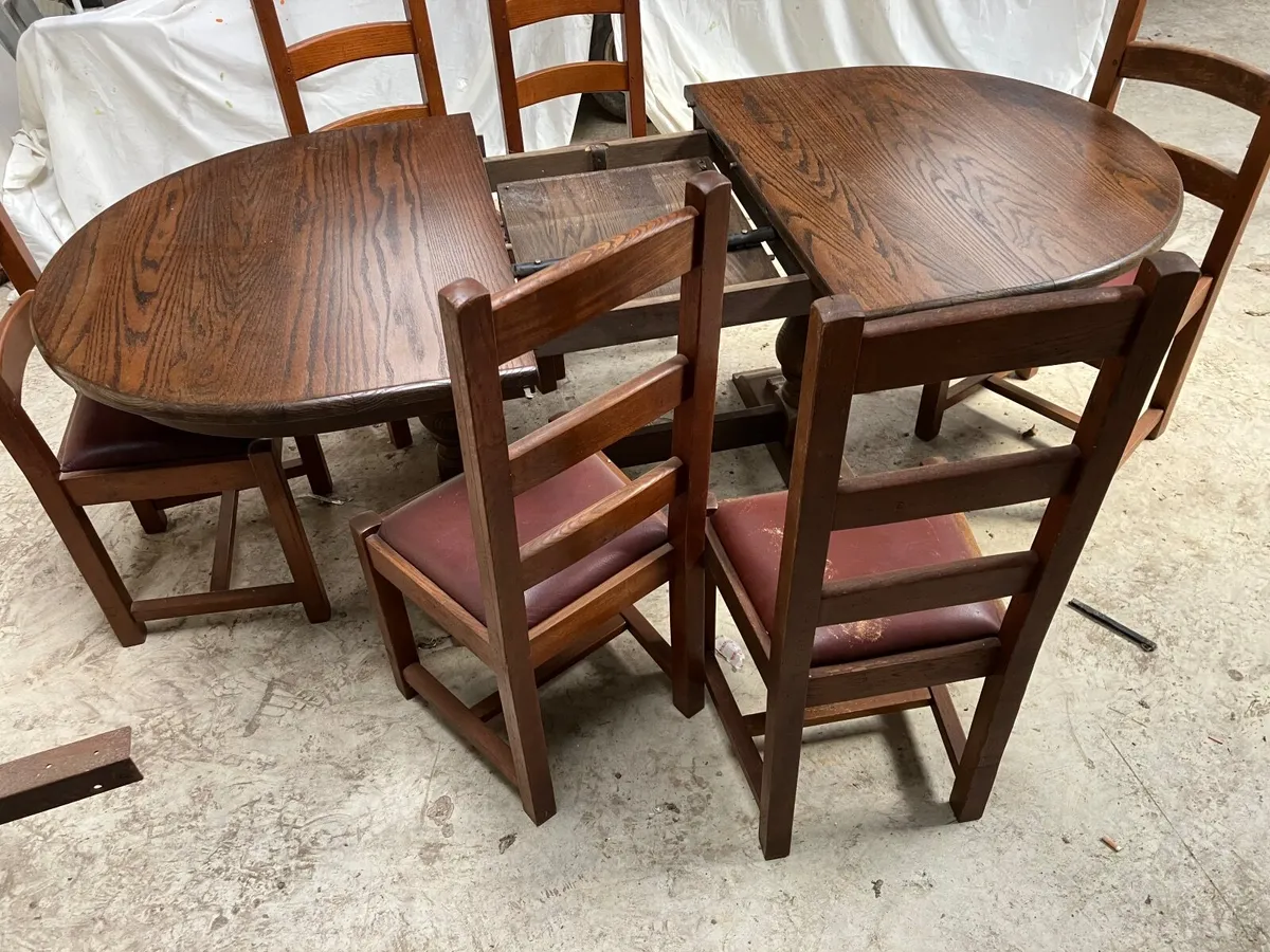 Extending Dining table - Image 4