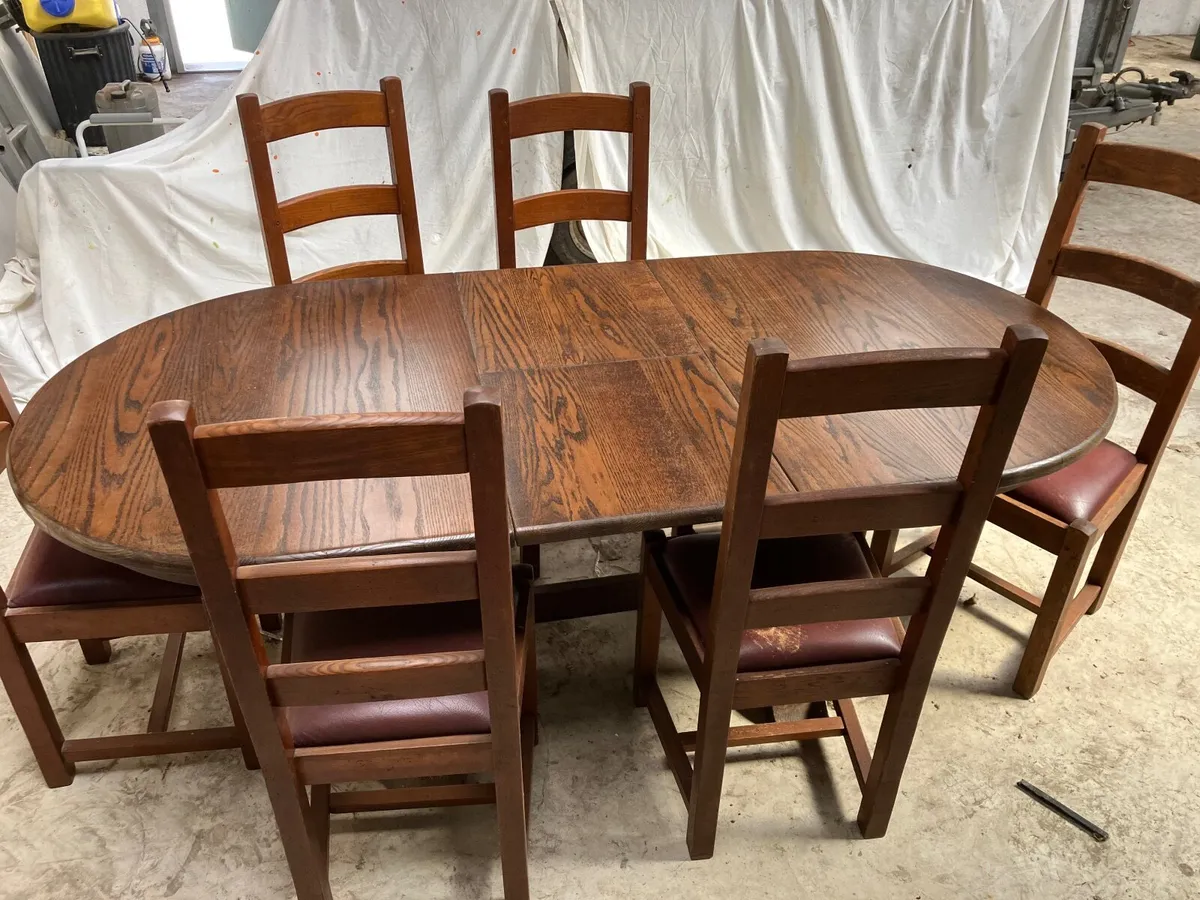 Extending Dining table - Image 1