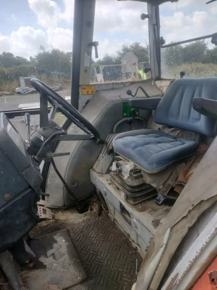 1994 Massey Ferguson 390 - Image 2