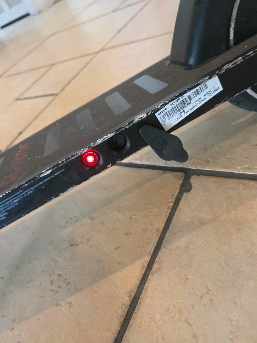Electric Scooter - Image 4