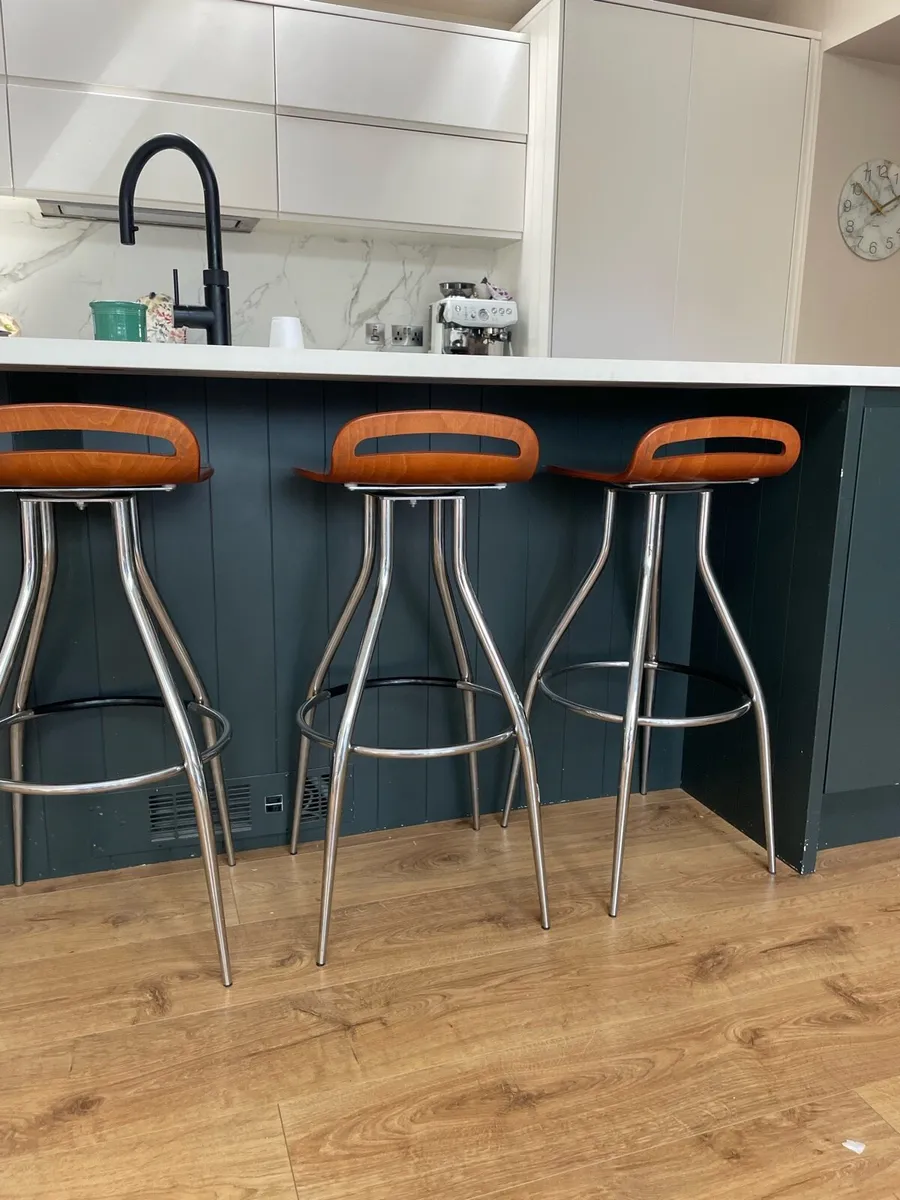 Bar stool x 5 - Image 2