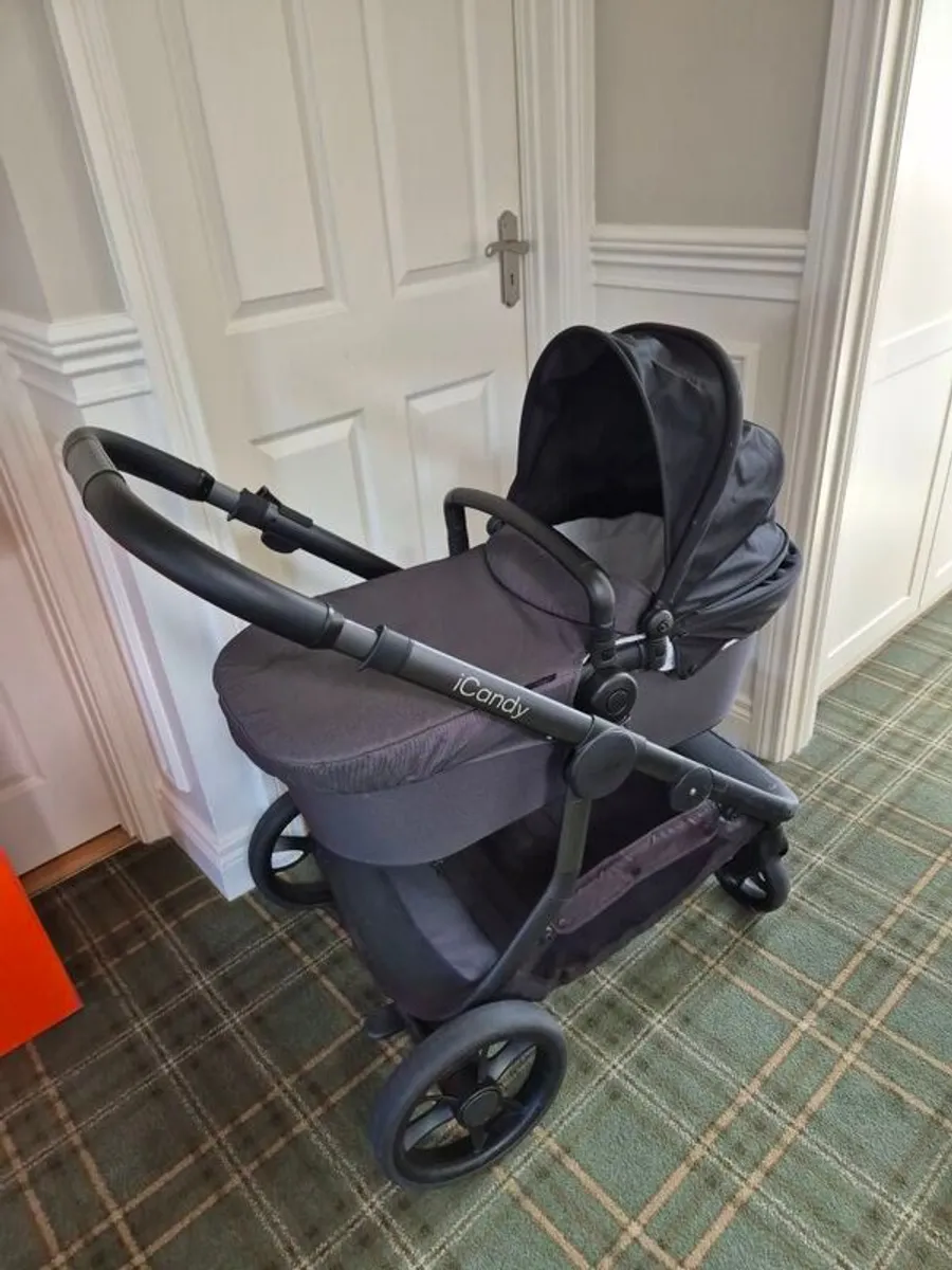 iCandy Orange pushchair and bassinet - Image 3