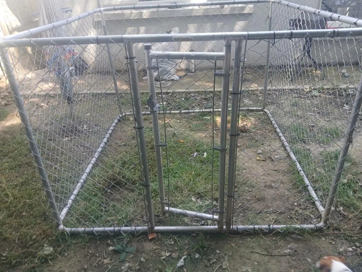 Dog pen - Image 2