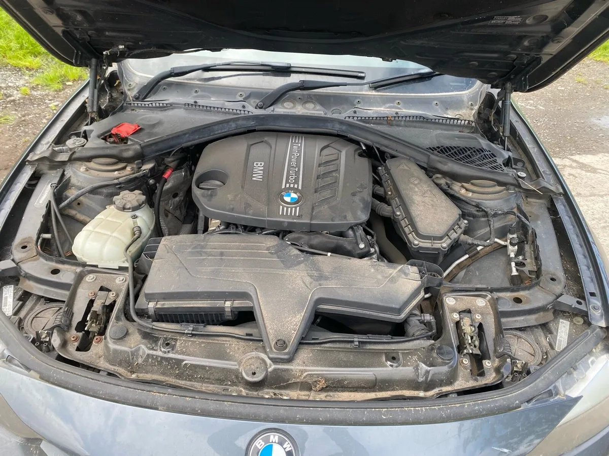🟢 2012 BMW 320 f30 BREAKING FOR PARTS - Image 2
