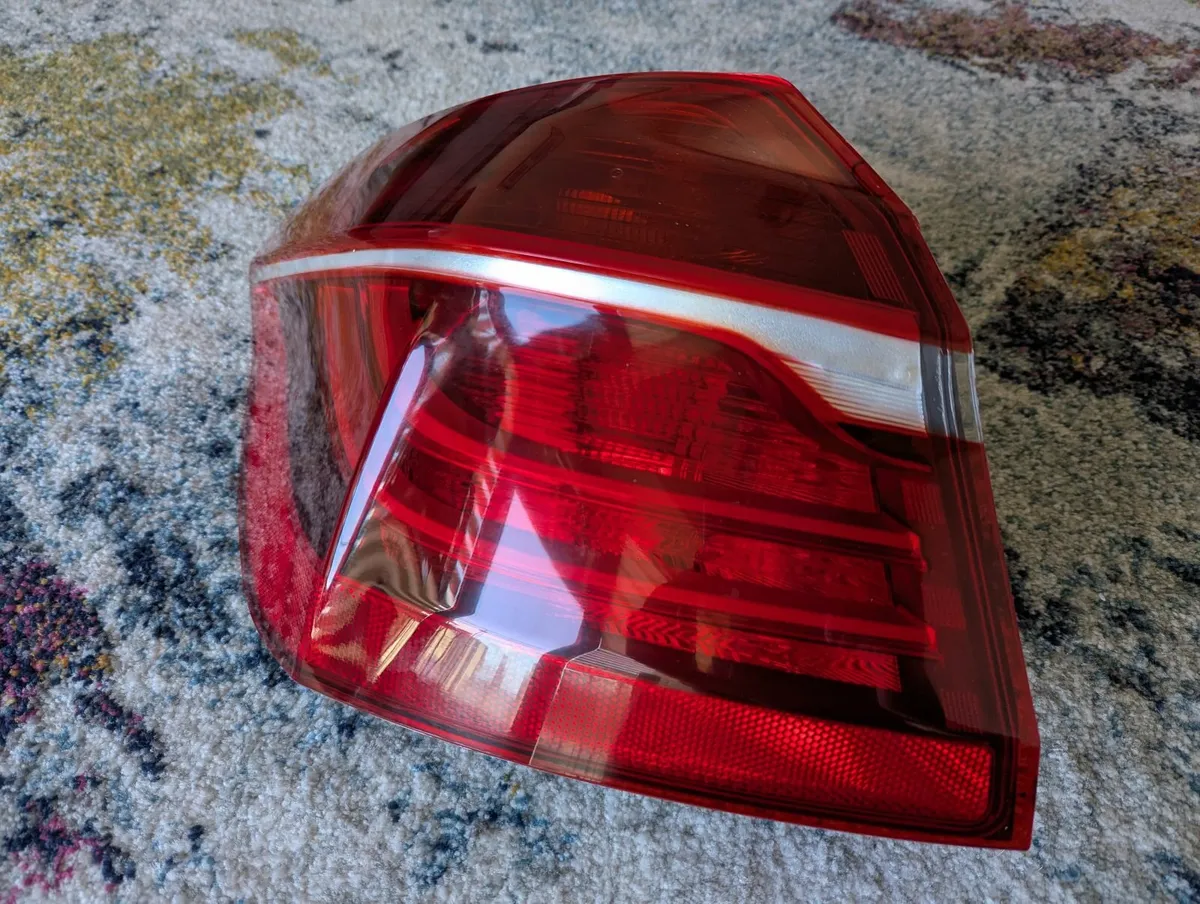 VAN WEZEL 0675931 Rear light for BMW F45 - Image 4