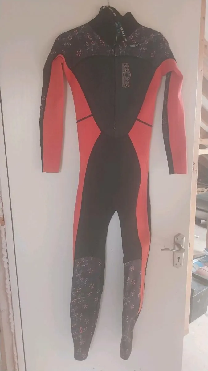 Wet Suit - Image 1