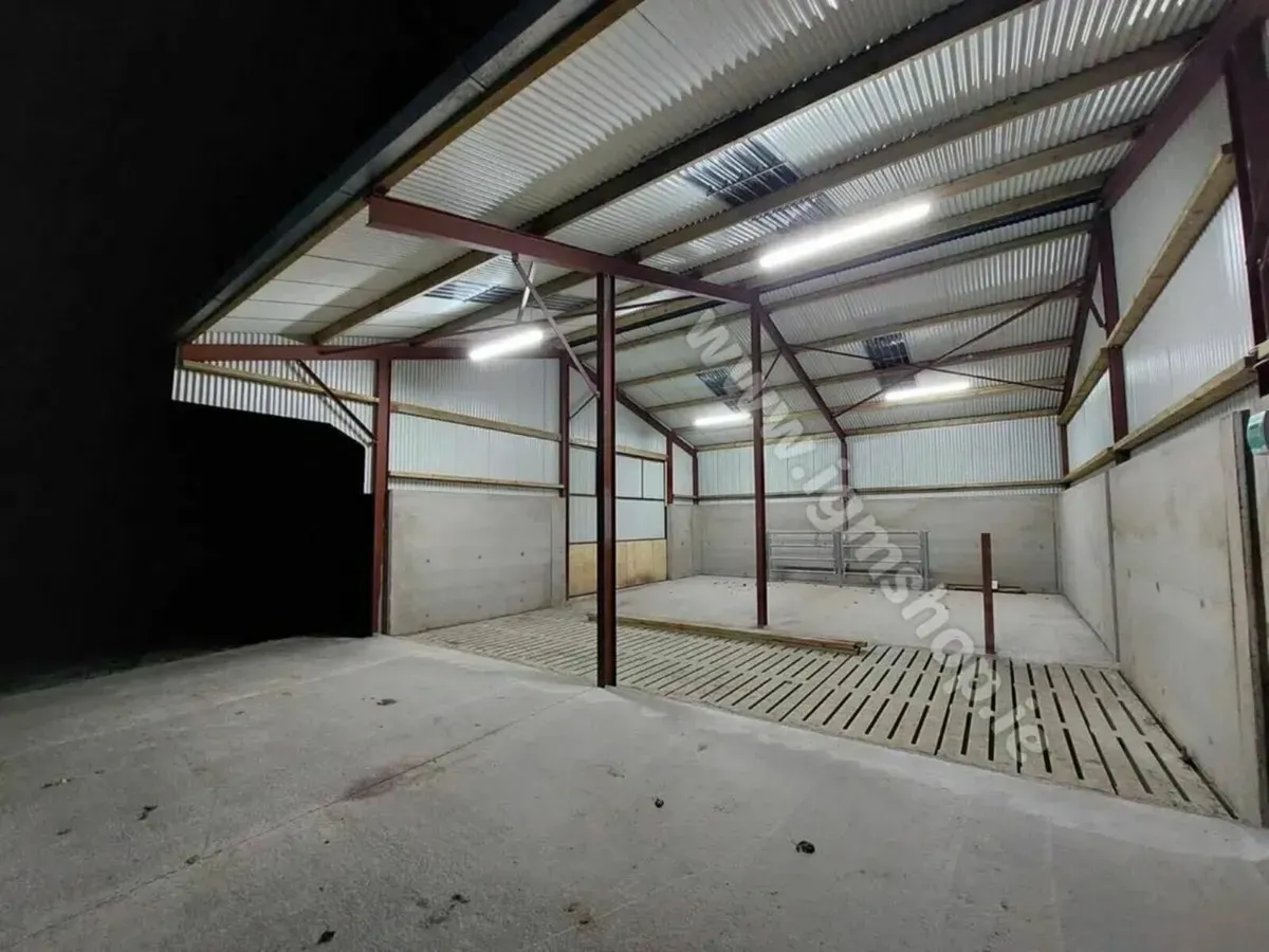 5 foot Led waterproof ip65 garage shed lighting - Image 3
