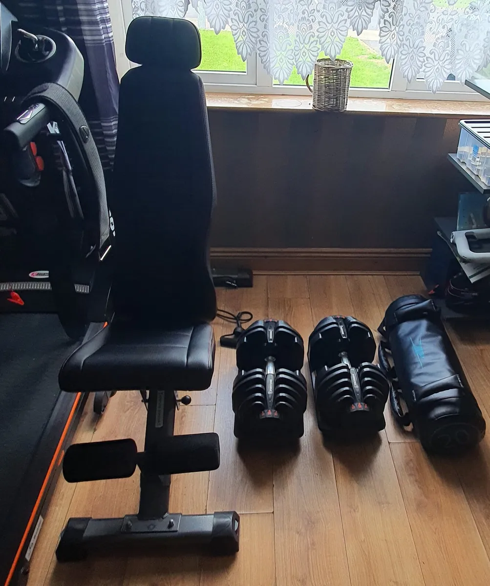 Treadmill, bench + weights - Image 2