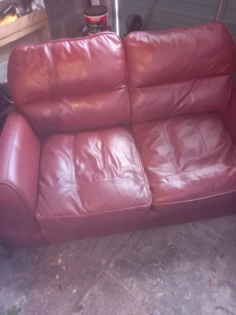 sofa - Image 3
