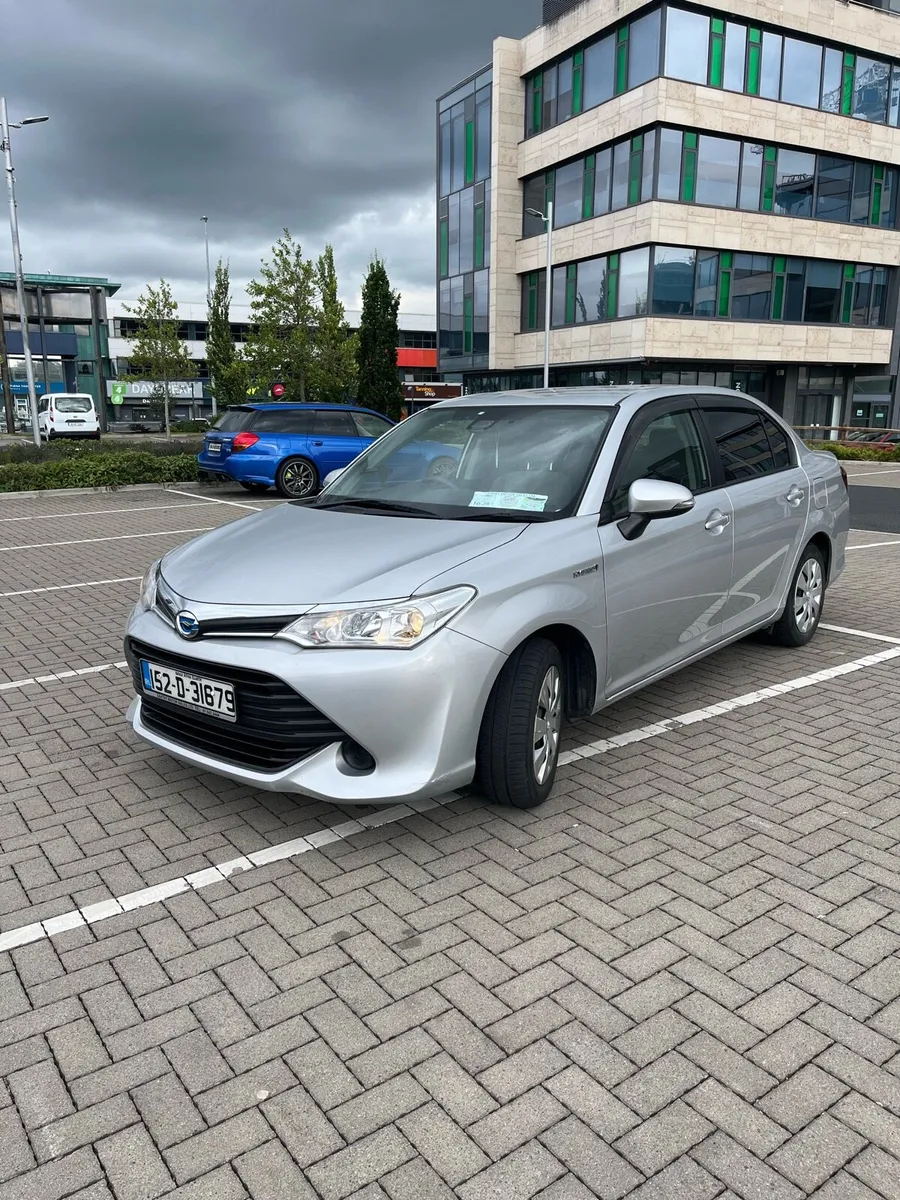 Toyota Corolla LOW KM - Image 2