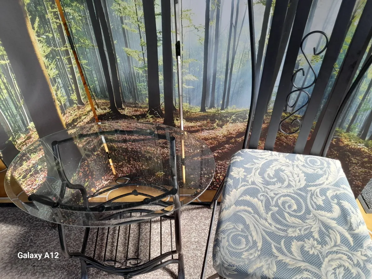 Metal coffee table and  matching metal chair - Image 3