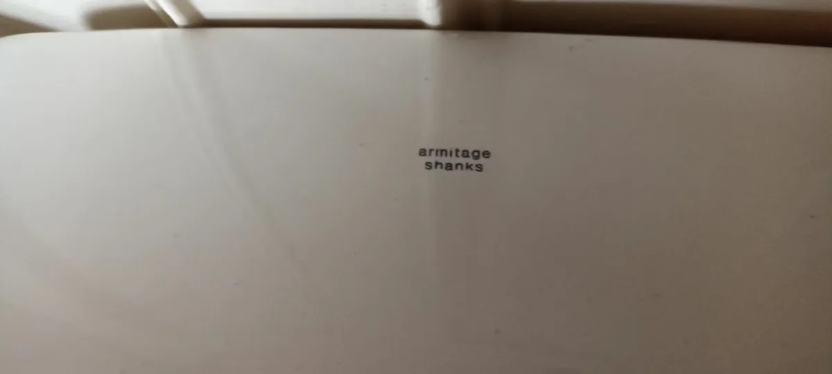 Old Armitage Shanks Ceramic Cistern - Image 4