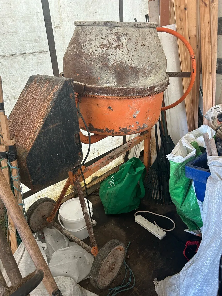 Cement mixer - Image 2