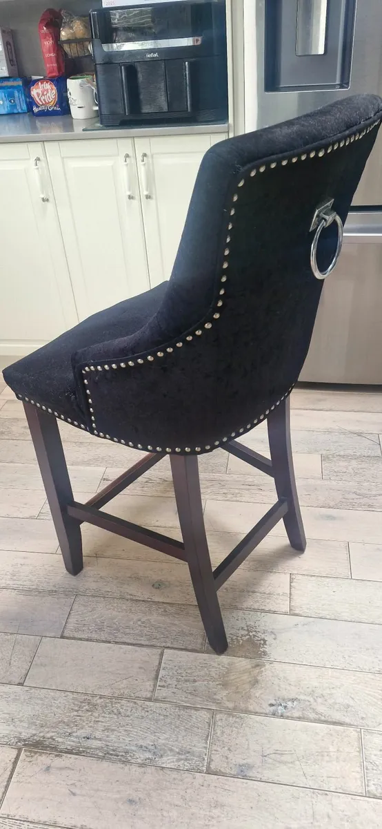 Bar stools - Image 1